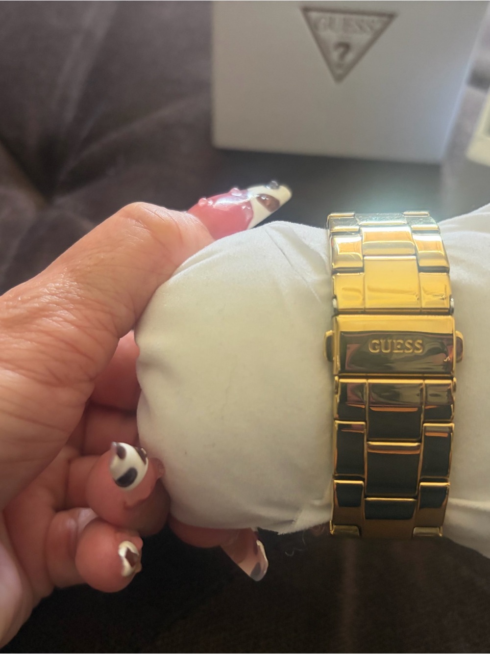 GUESS Gold-Tone Women’s chronograph Bracelet Watch - Picture 4 of 8